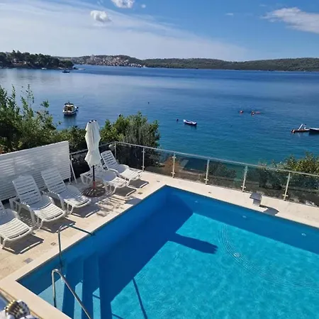 Three-bedroom With Sea View A2 Τρογκίρ