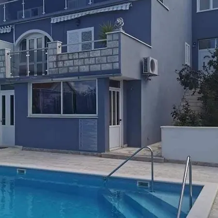 Διαμέρισμα Three-bedroom With Sea View A2 Τρογκίρ